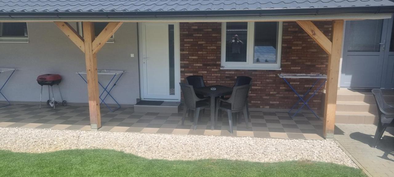 Alexej Apartmany Veľký Meder Bagian luar foto